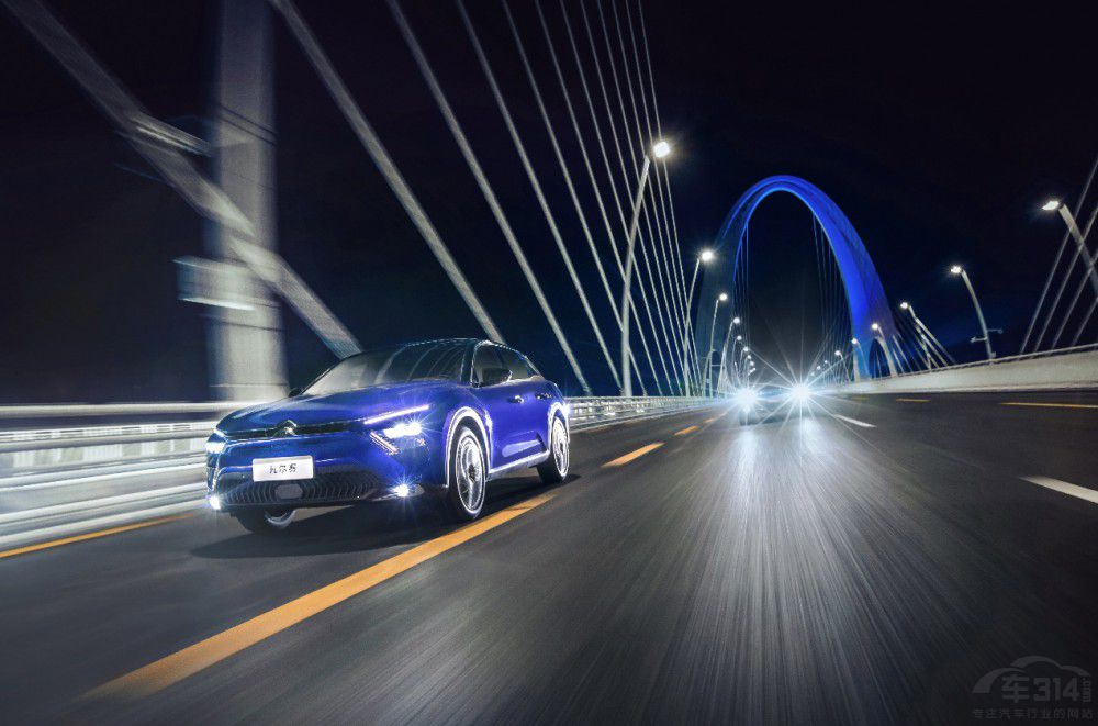 �|�Lѩ�F���y�ք��u�깲��(chu��ng)����ِ�r�̣�