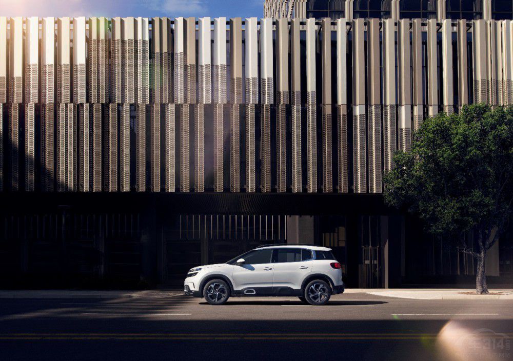 ������܇�؂��\�ң����ݱ������mһ���ġ�