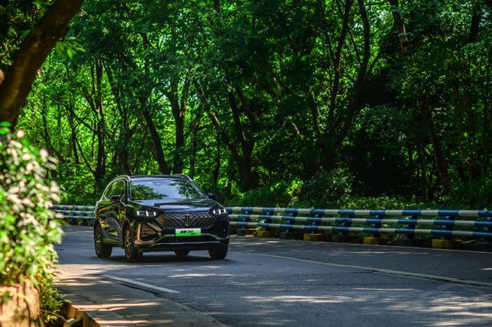 ���FDHT-PHEV�ؑc�����a�N��22.9-26.3�f