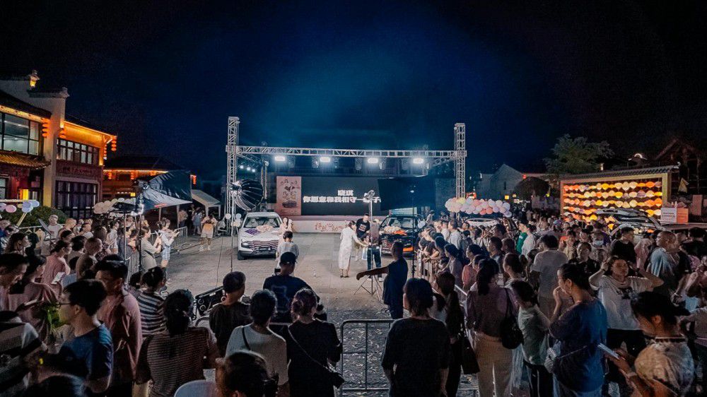 ��Ȼ�Ą�(d��ng) ���ڹųǡ�����;�@������������