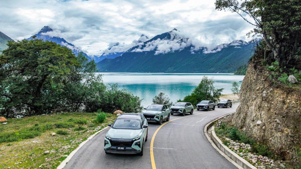 13�f���߶˻��SUV����40�fԽ��������