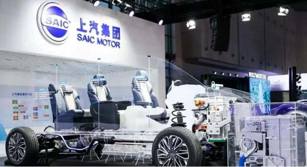 當(dāng)初要自建靈魂 如今上汽抱上OPPO大腿 當(dāng)初要自建靈魂 如今上汽抱上OPPO大腿