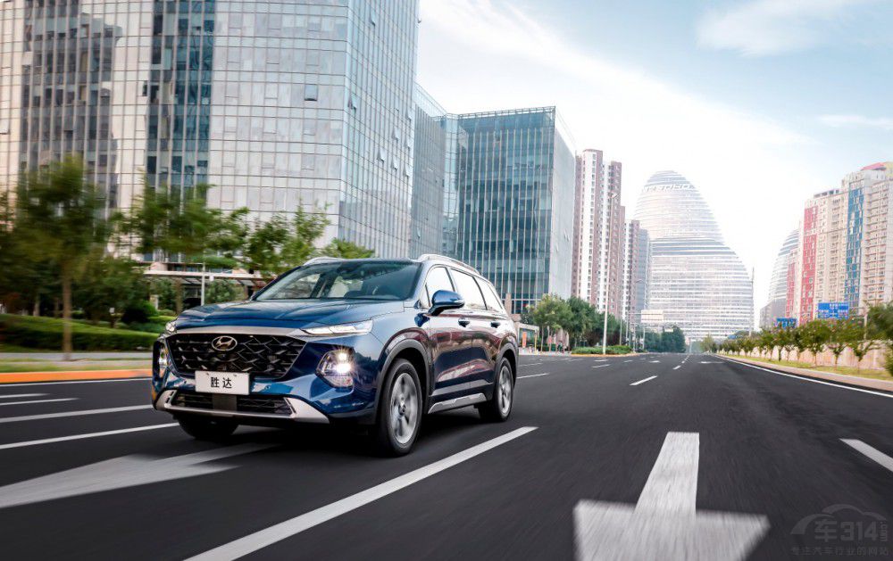 ���������� �����F(xi��n)�����Ĵ����м����У�