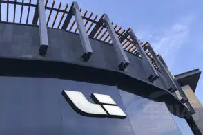 ����۹ɵ���13% �����Ƚ�������Ӳ����