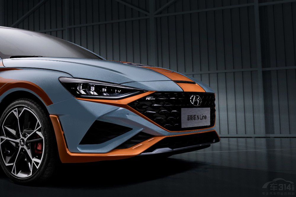 ȫ�·�˹��N Line������ʯ��(li��n)�����(zh��n)����