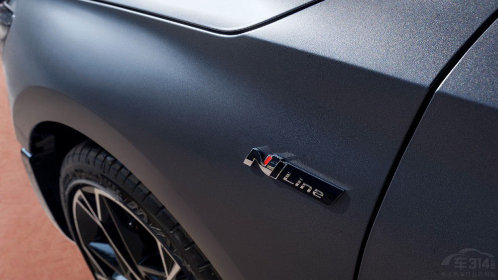 ȫ�·�˹��N Line������ʯ��(li��n)�����(zh��n)�£�