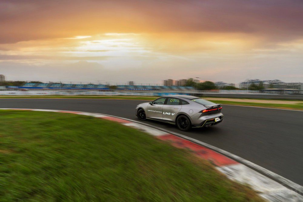 �N��Ʒ�|(zh��)�ھ� �L��UNI-V�߼t�ı�����ɶ��