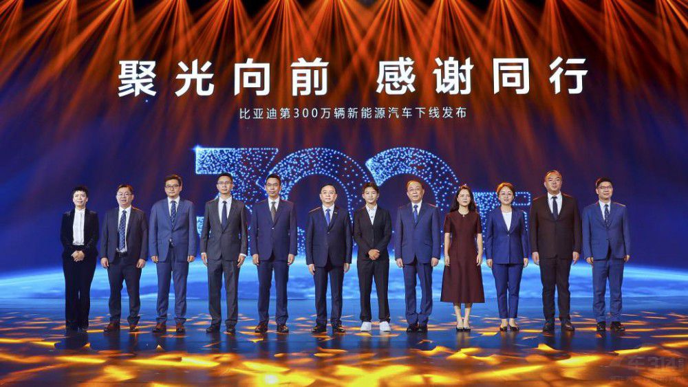 ��300�f�v�¾�������Դ���ݱȁ��ϼ��ٶ�