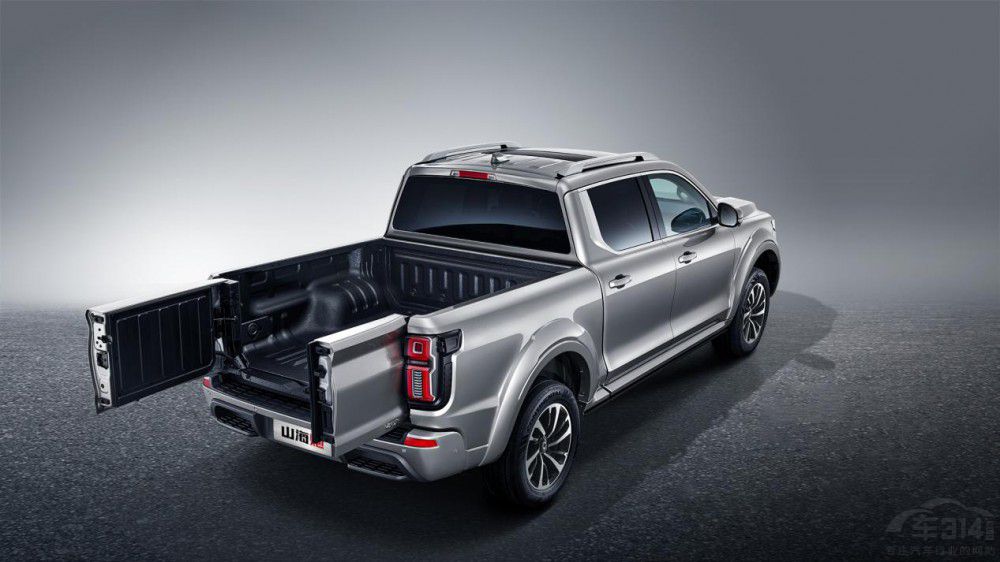 �Ї�Ƥ�� ����֮��ɽ���ڌ��V��܇չ����