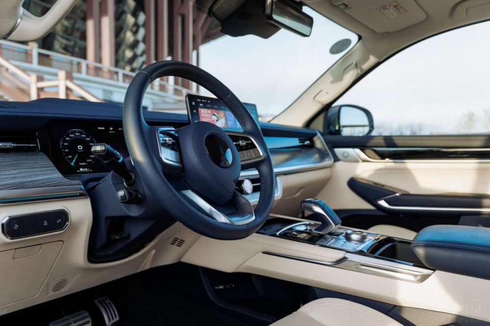 �Ї�Ƥ�� ����֮��ɽ���ڌ��V��܇չ����