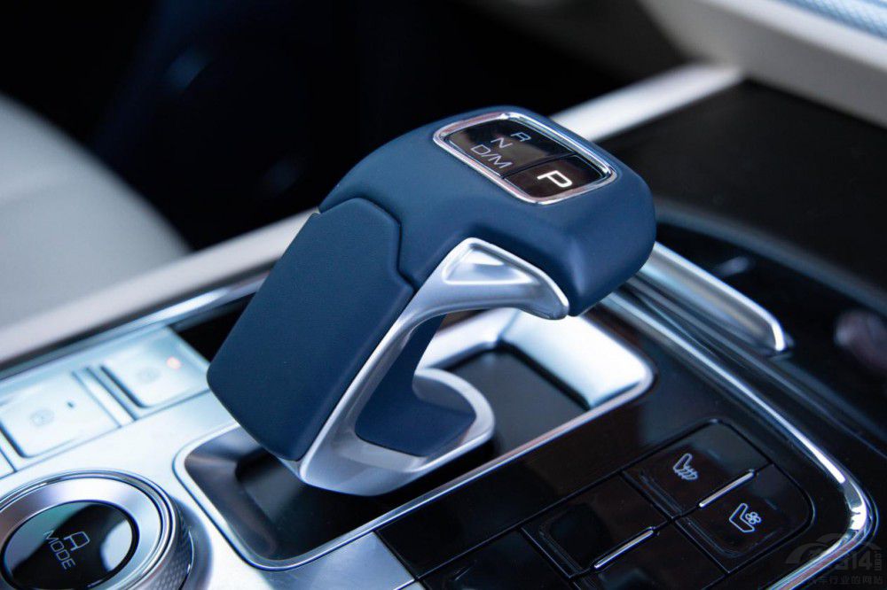 �Ї�Ƥ�� ����֮��ɽ���ڌ��V��܇չ����