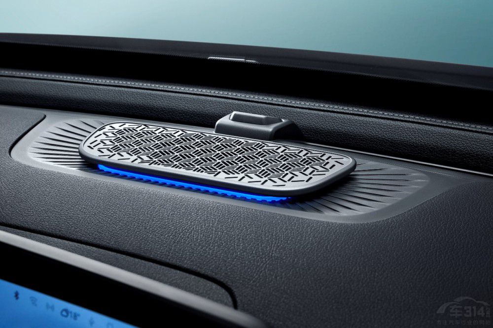 ���ֵ�c��(sh��)����һ�� ��;׷�L(f��ng)400T����