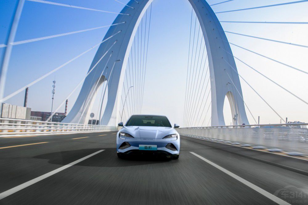 �y������ �����s��C-NCAP���ǰ�ȫ�u(p��ng)�r(ji��)