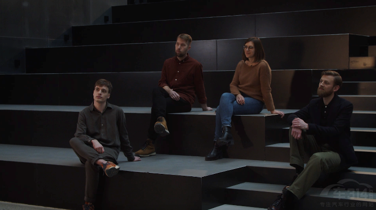 �������O(sh��)Ӌ(j��)�F(tu��n)�(du��) ����  �����m�϶��е�SUV