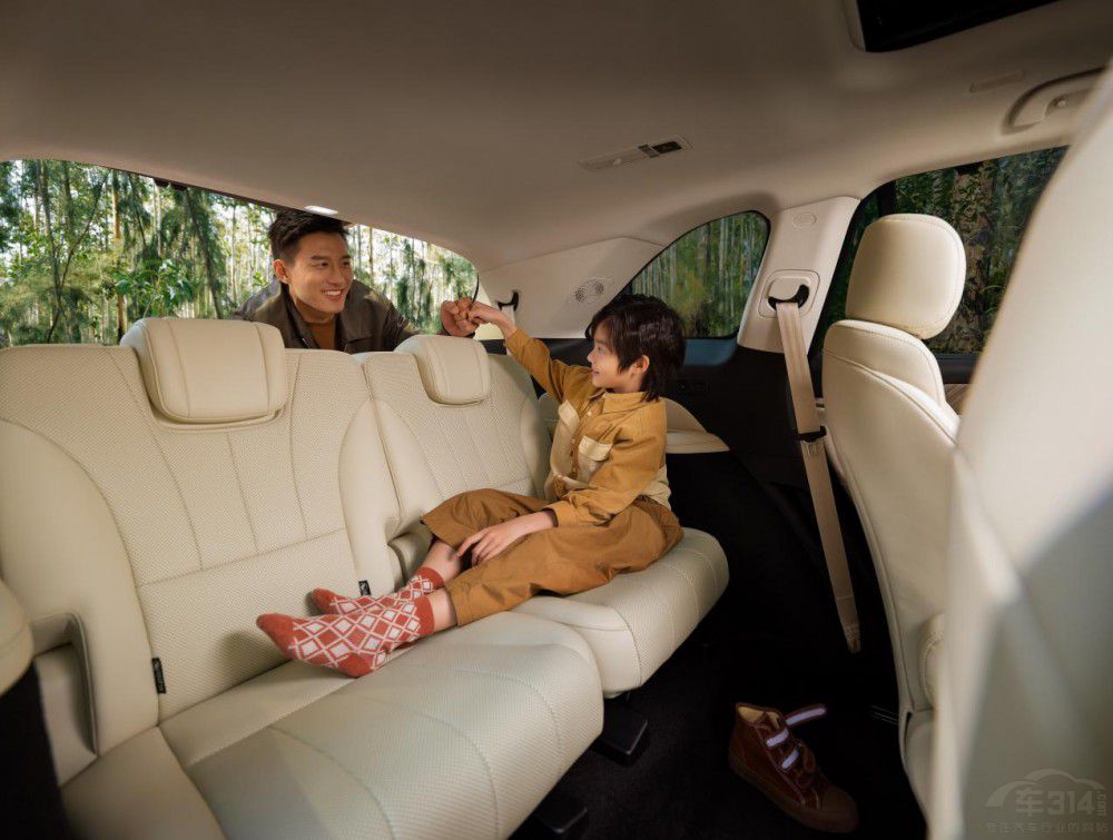 ������SUV�Ј���(bi��o)�U �{(l��n)ɽ5���N��5136�_