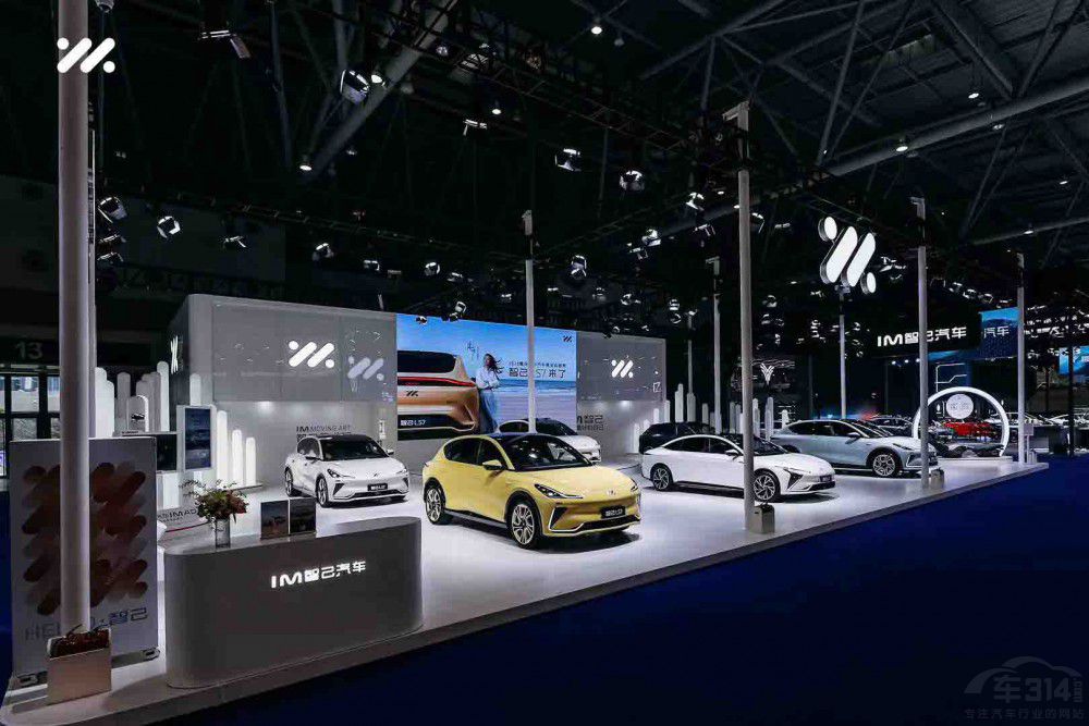 2023�ؑc���H܇չ���Ǽ�LS7��܇������