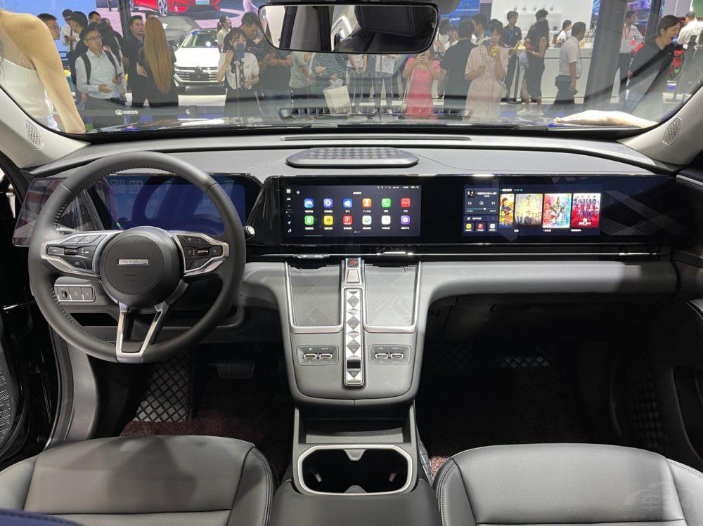 哈弗汽車喬心昱:做每個時代最好的SUV 哈弗汽車喬心昱:做每個時代最好的SUV