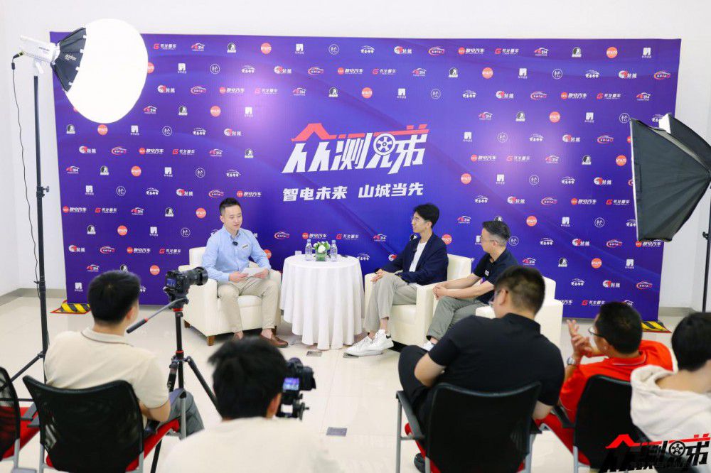 ꐹ���{ɽ����Ħ��������M���ăɘ�