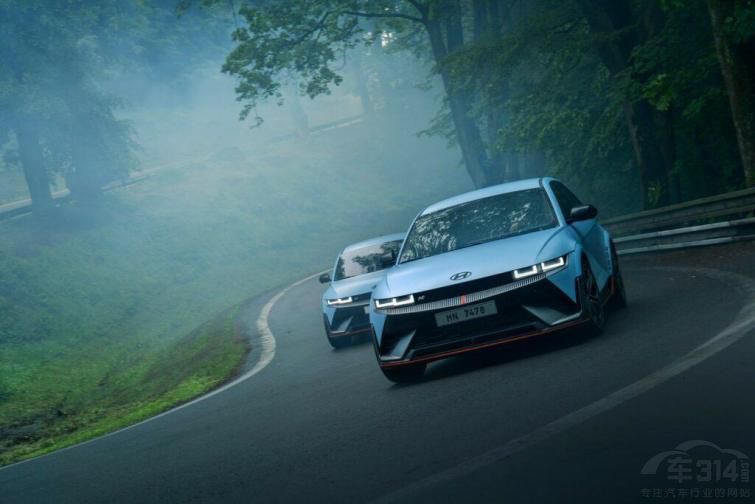 ��˹���Č��ց��� �F(xi��n)��IONIQ 5 N���M(j��n)��