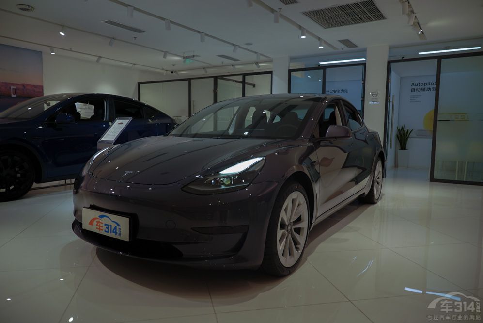 Model 3�N���»� ��˹�����r����ʧ�`����