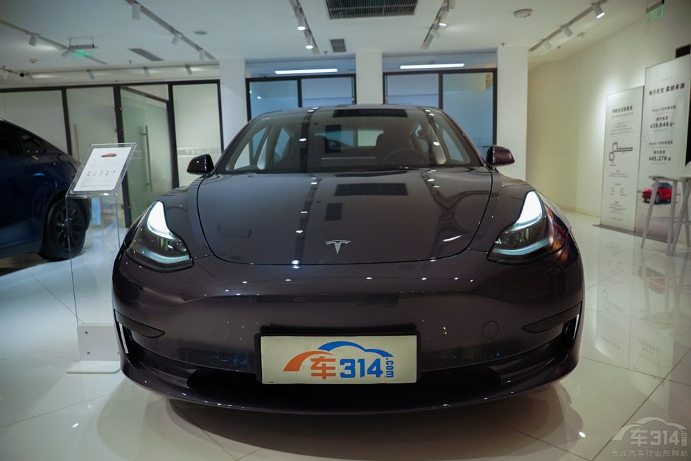 Model 3�N���»� ��˹�����r����ʧ�`�ˣ�