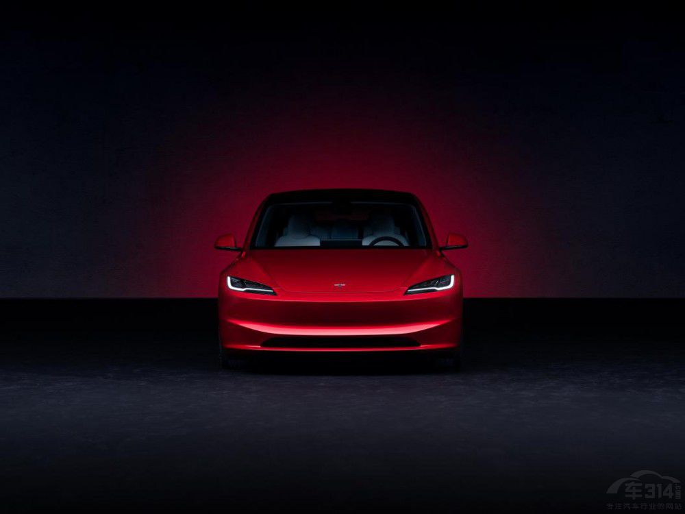 親民車價+駕乘樂趣 Model 3 煥新版來襲 親民車價+駕乘樂趣 Model 3 煥新版來襲