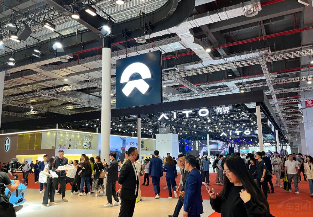 ε��(l��i)�׿��֙C(j��)NIO Phone ��������̶��᣿