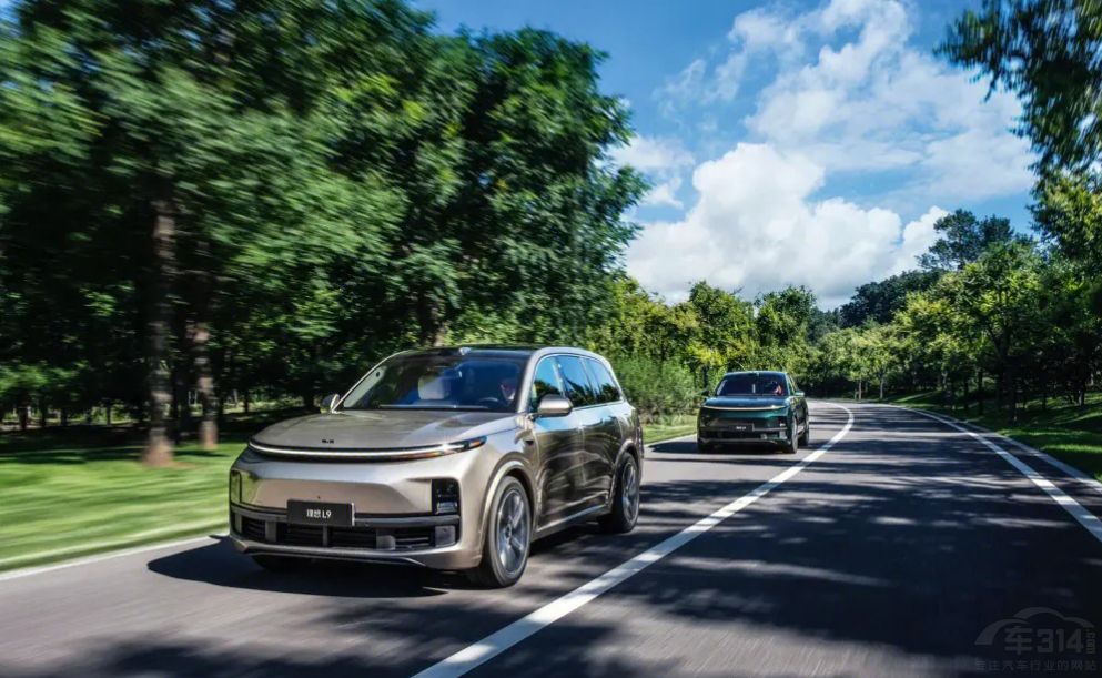 ������܇���N�����f�_ �l�ڞ����������