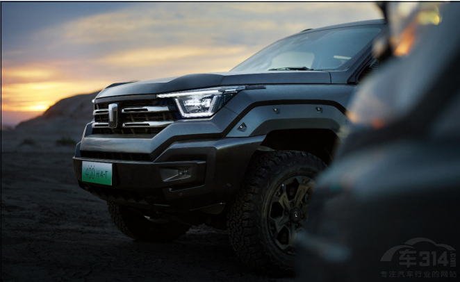 ԽҰ����(d��ng)�r(sh��) 9��25̹��400 Hi4-T��������