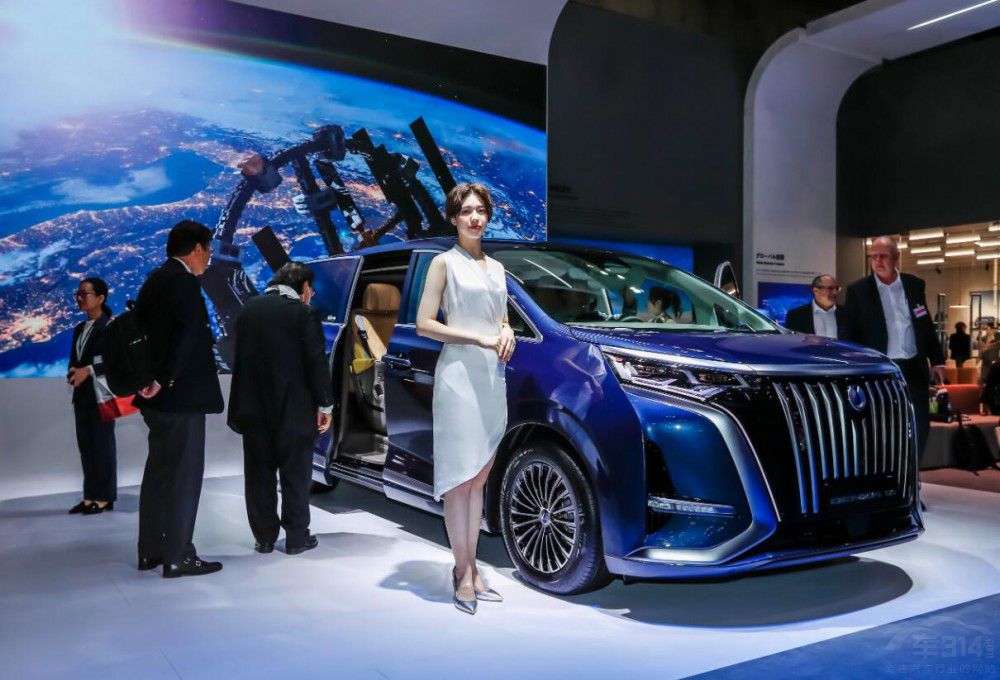 比亞迪亮相東京車(chē)展 帶來(lái)一些“中國(guó)震撼” 比亞迪亮相東京車(chē)展 帶來(lái)一些“中國(guó)震撼”