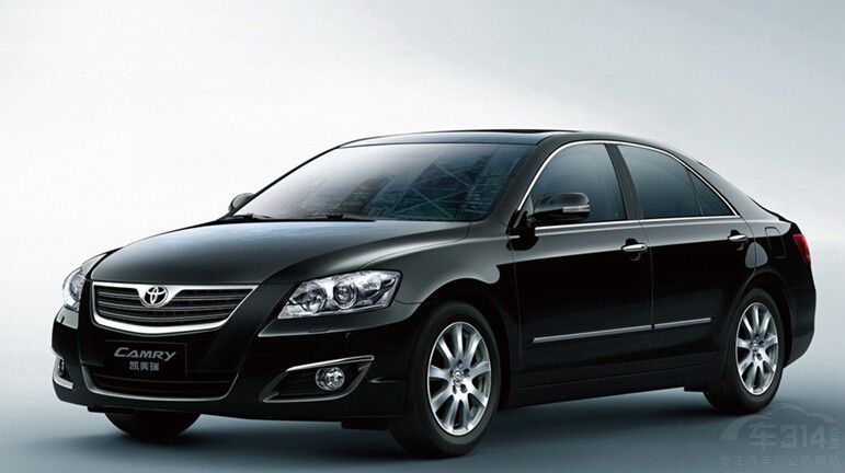 ȫ��2300�f(w��n)�N(xi��o)�� �S��P������������ģ�