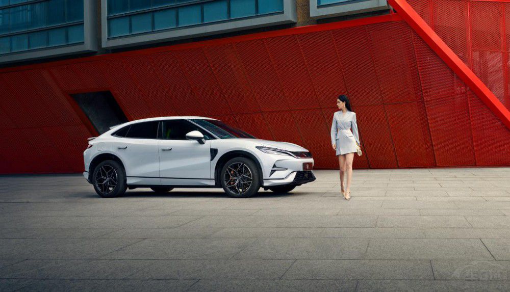 ����B��(j��)�C�bSUV��L���� 18.98�fԪ����