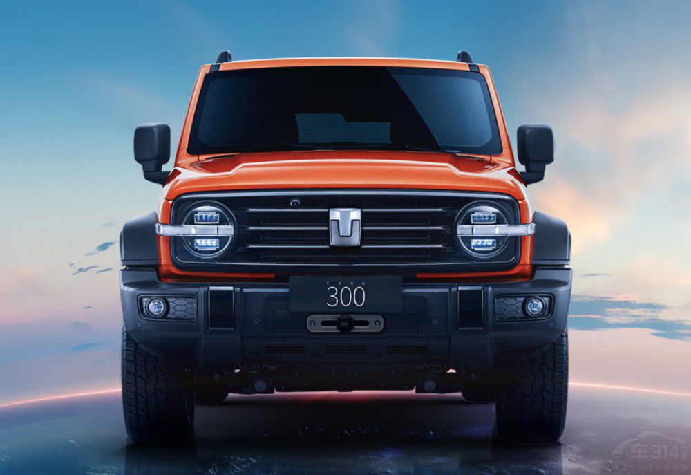 �u����ռ��һ��̹��300���N����30�f�v