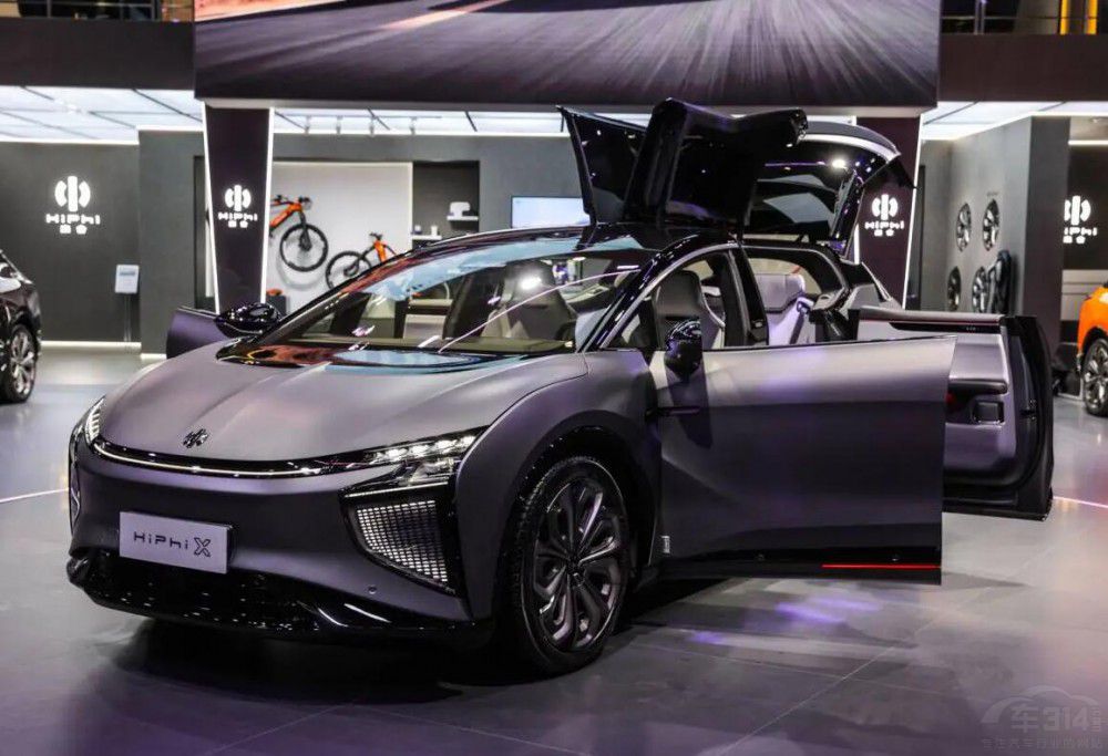 �ߺ��ZȻ������������ֻ�����v���¡���܇��