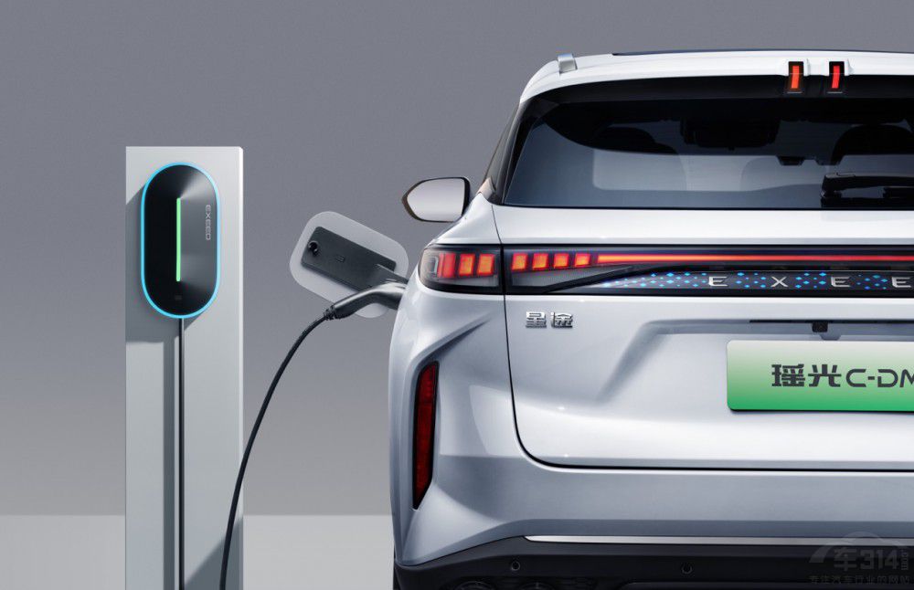 40萬級超舒適電混旗艦 星途瑤光C-DM上市 40萬級超舒適電混旗艦 星途瑤光C-DM上市