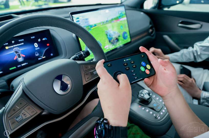 比亞迪智能化街區(qū)亮相2024重慶國際車展 比亞迪智能化街區(qū)亮相2024重慶國際車展