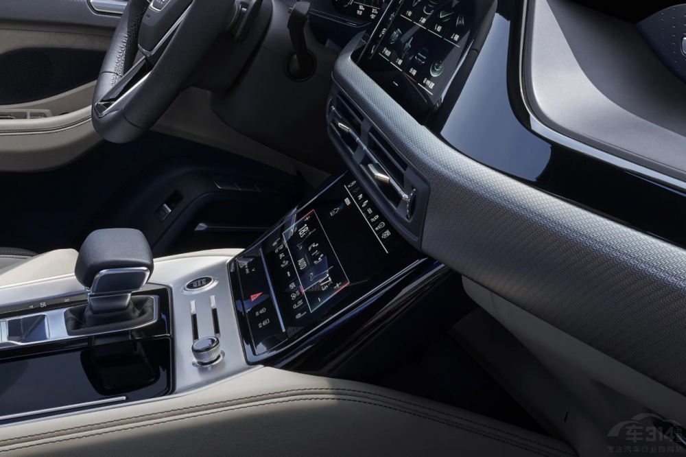 �ߴ�Ȍ��RX5��һȦ���W��Q6���������桱