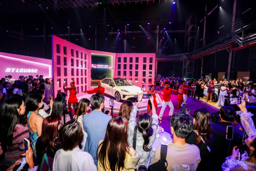 ����RT���У�С��÷�ۃr(ji��)11.98-16.58�f(w��n)Ԫ