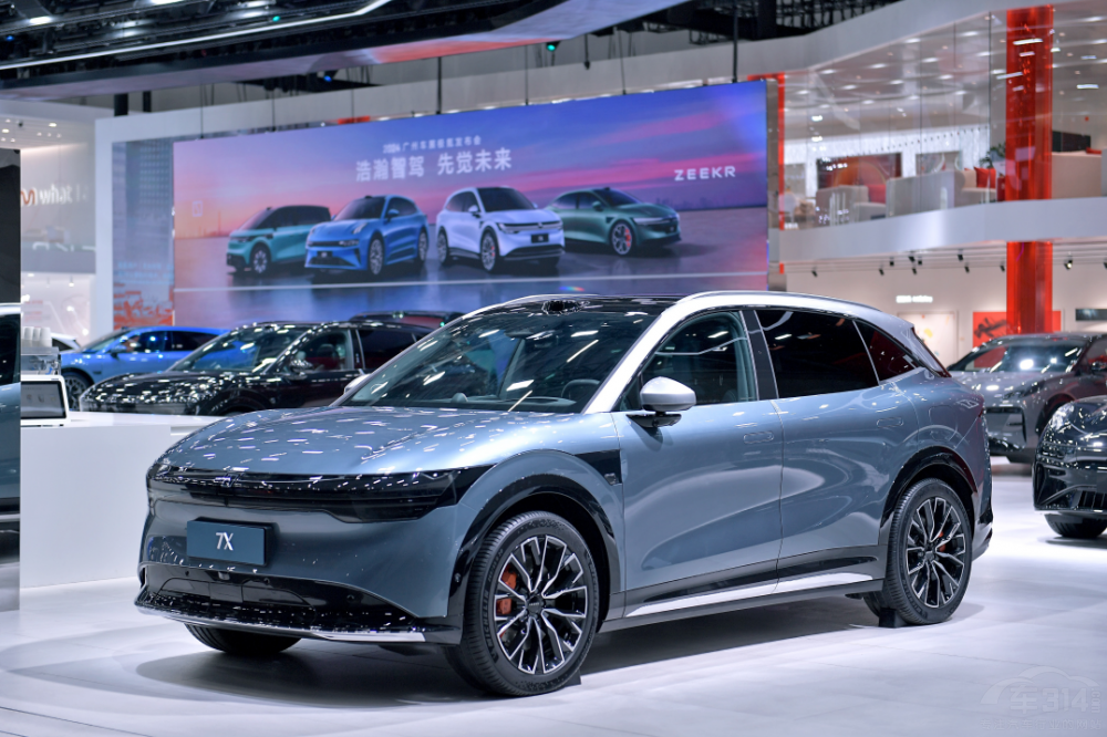 �O������V��܇չ �װl(f��)������{Plus�ܘ���