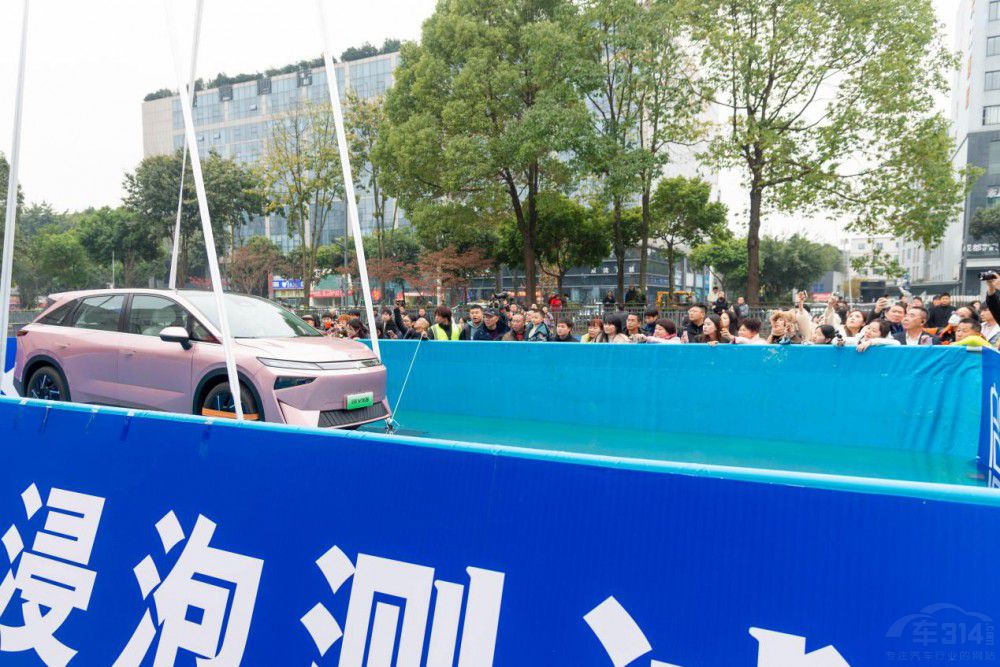 ȫ���F(tu��n)ُ(g��u)��(hu��)���������g(sh��)��(sh��)�y(c��)ֱ���N������  