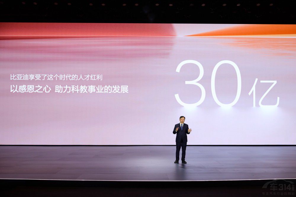 �ȁ������N��427�f���s(li��n)2Ŷ4�����N��