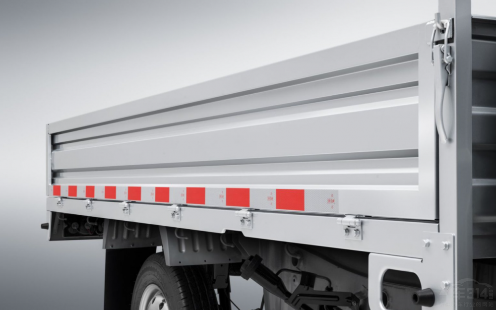 ���L(zh��ng)���ǿ����L(zh��ng)�����¶��x΢��Ʒ�(l��i)�r(ji��)ֵ��