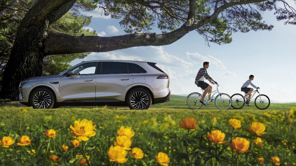 ���A����SUV2025�����У��ۃr17.28�f��  