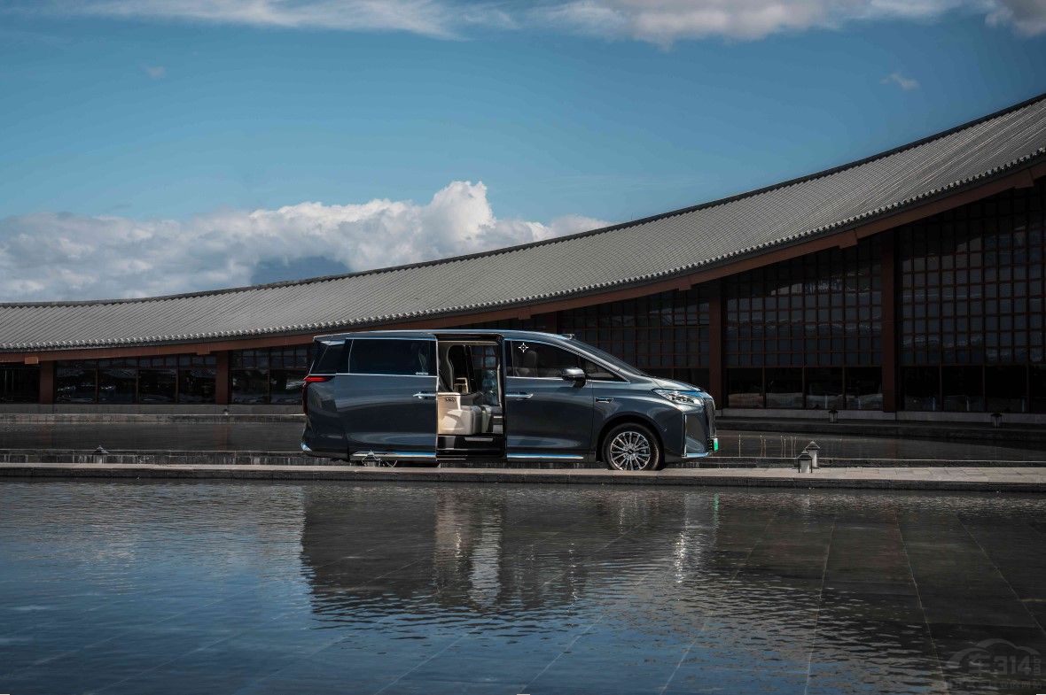 κ��ȫ�¸�ɽ��ʽ�����_��MPV��ͥ�r(sh��)��