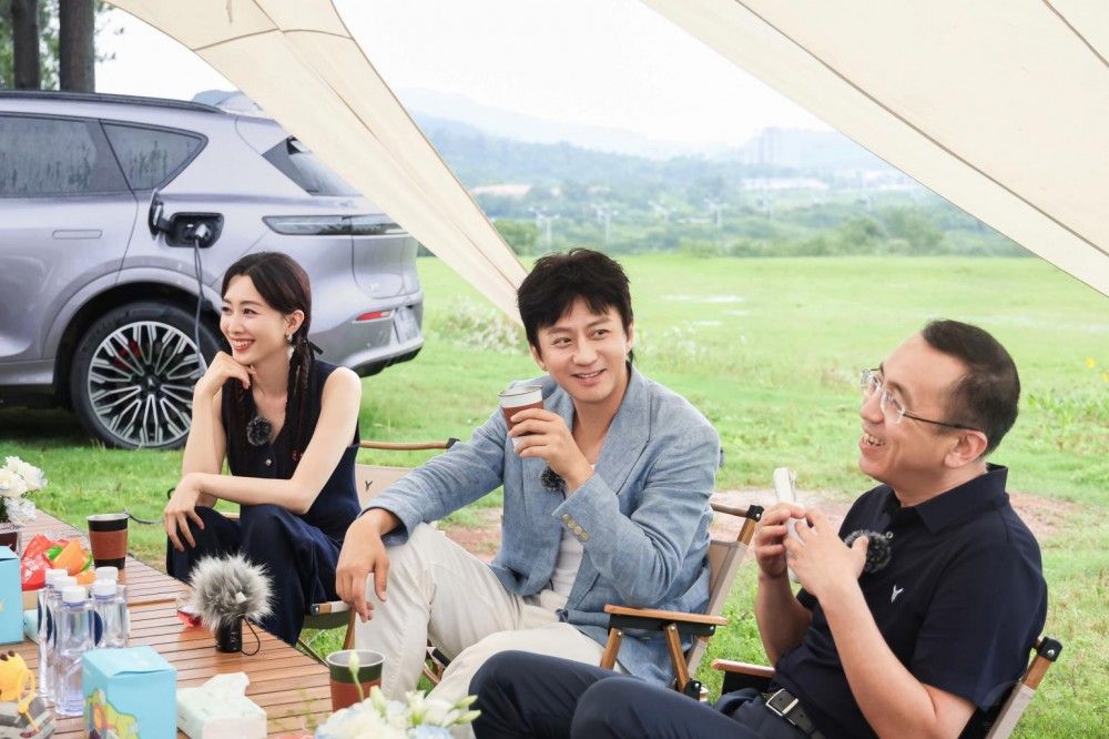 �߶�SUV�Ј�׃�������DFREE+ 22.99�f��