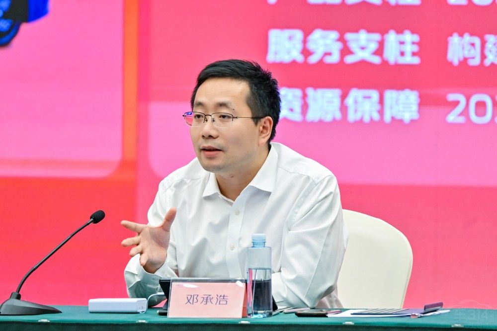 ���{(l��n)��܇�l(f��)��δ��(l��i)�²������~��l(f��)չ���A��