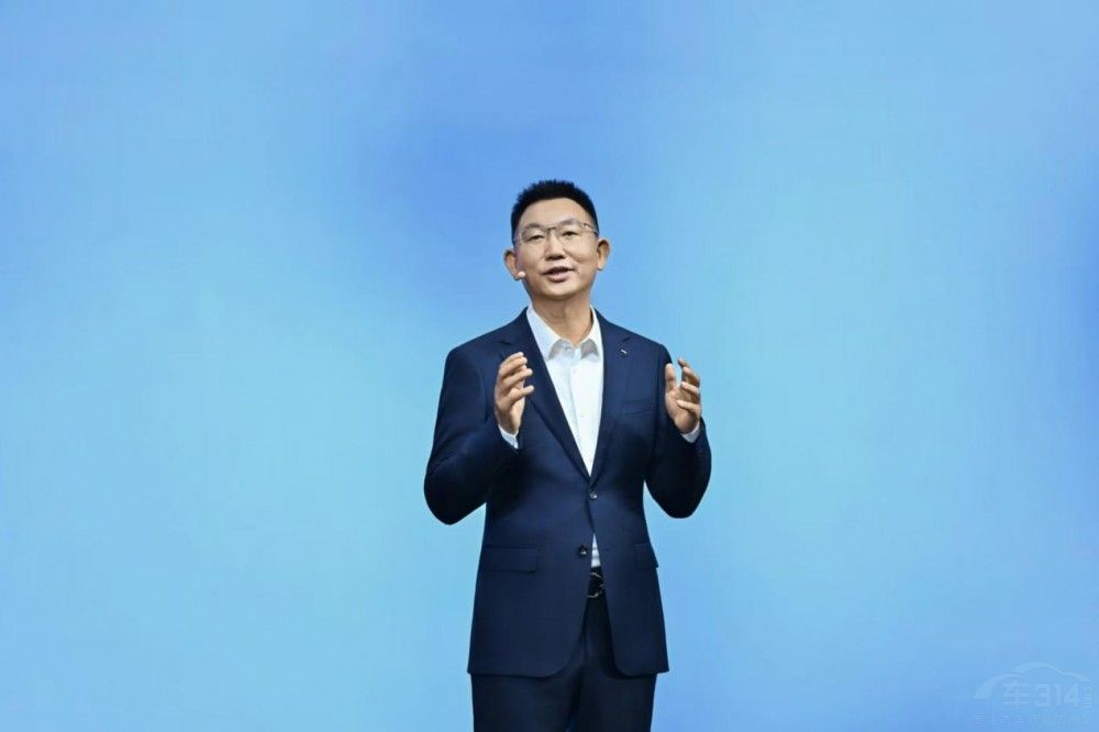 ��ͥ�ǻ���ŞSUV����M8��늰���ʽ����