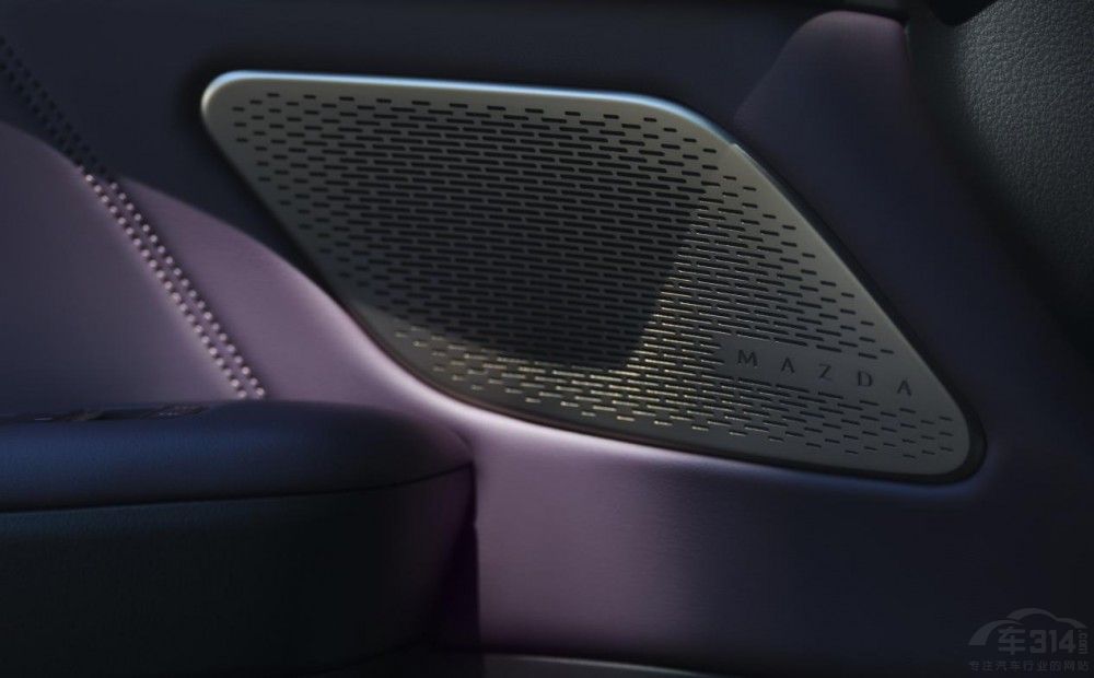 11.99�f�� �L���R���_MAZDA EZ-60��ʽ����