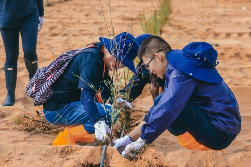 ��Խ����֮��������̽�U(xi��n)�߄�(chu��ng)ȫ�����¼o(j��)Ԫ