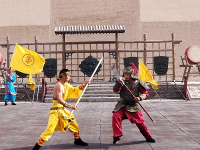 ���{���[�����P(gu��n) ׷���z�I֮·�ϵ�ӛ����